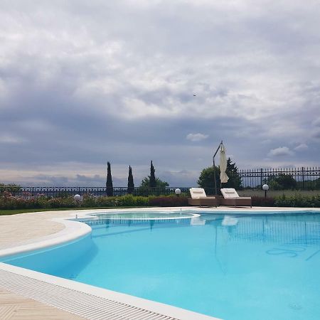 Sea Garden Delux Apartment Chernomorets Bagian luar foto