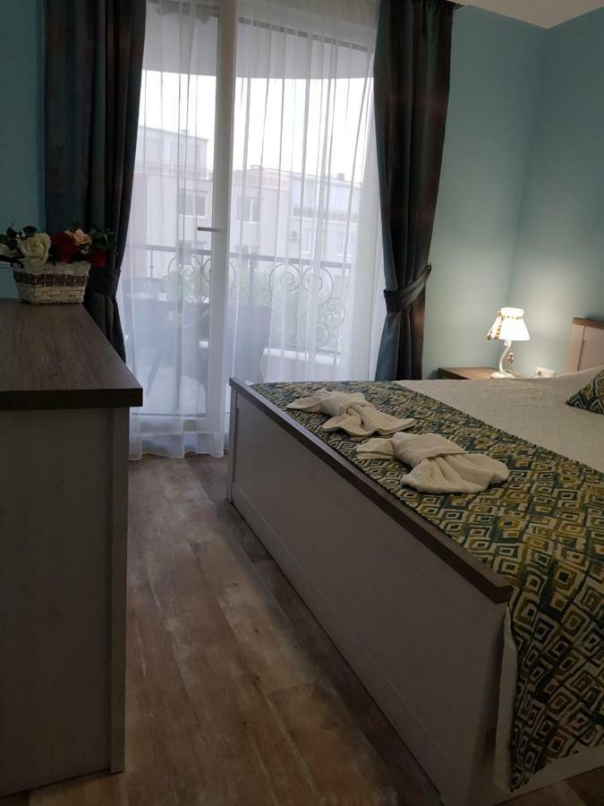 Sea Garden Delux Apartment Chernomorets Bagian luar foto