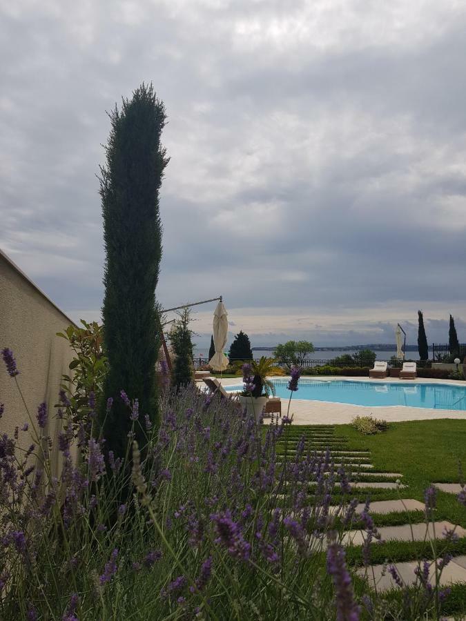 Sea Garden Delux Apartment Chernomorets Bagian luar foto