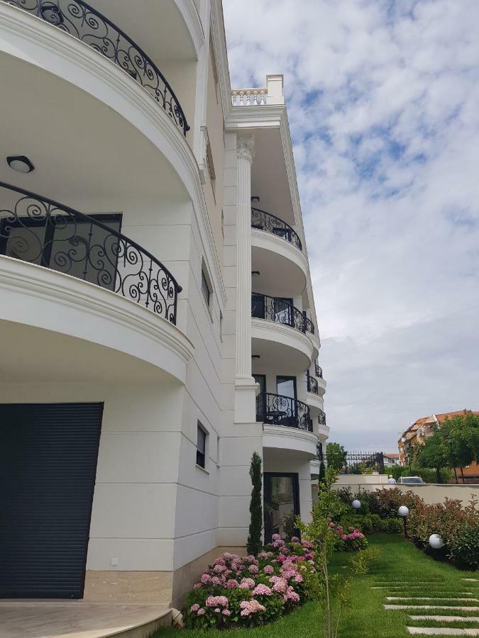 Sea Garden Delux Apartment Chernomorets Bagian luar foto